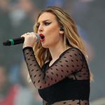 Lösung PERRIE EDWARDS